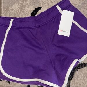 Lululemon Scuba MR Oversized Shorts in Rich Purple